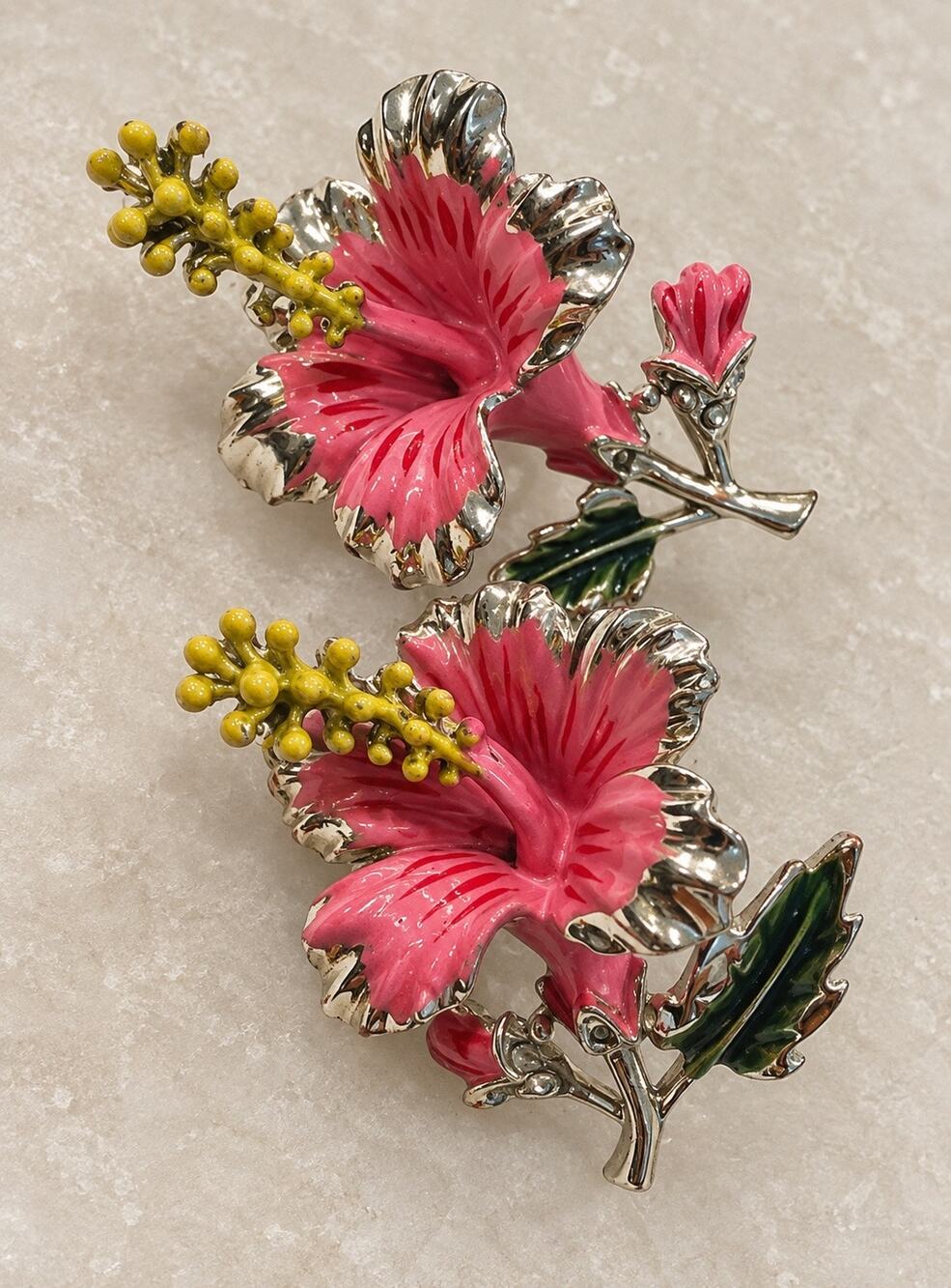 Vintage gold tone pink yellow green floral 3D clip on earrings